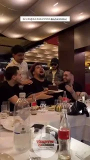 Eray Can Özkenar, arkadaşının doğum gününde yüzüne pasta attığı anları paylaştı