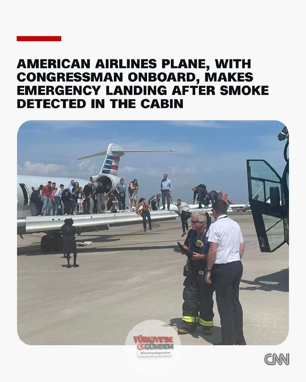İçinde bir kongre üyesinin de bulunduğu American Airlines'a ait bölgesel bir yolcu uçağı, inişten hemen önce kabinde duman tespit edilmesi üzerine acil iniş yaptı ve pistte tahliye edildi.