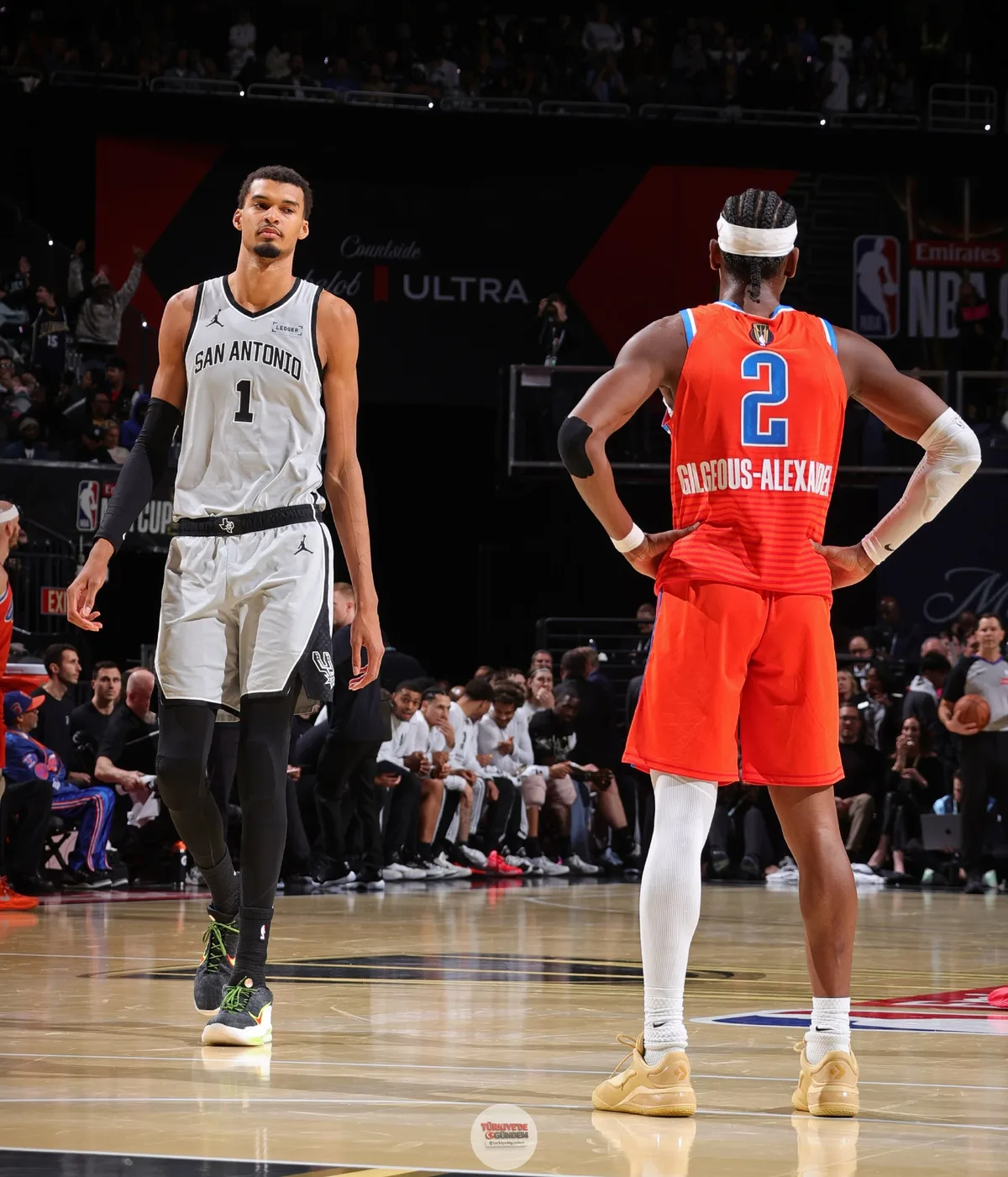 BATI KONFERANSI FİNALLERİ BELLİ OLDU: SPURS VE THUNDER ARASINDA KLASİK BİR SERİ GELİYOR