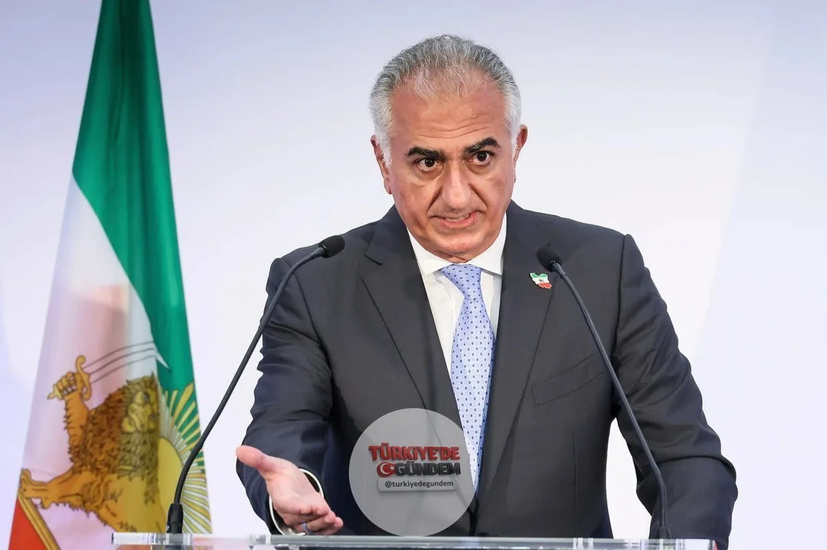 Rıza Pehlevi: Amerika ve İsrail'in savaşı bizim için bir kurtuluş faktörüdür, bir savaş saldırısı değil! Yabancı güçlerin çizmeleri İran toprağına basmalı!