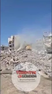 Filistin hükümeti: - “İsrailli bir askerin hesabından paylaştığı yeni görüntüler.” - “Ateşkesin ardından bile, Gazze'den geriye kalanlar hâlâ yok ediliyor. Dünyanın bunu görmesi gerek.”