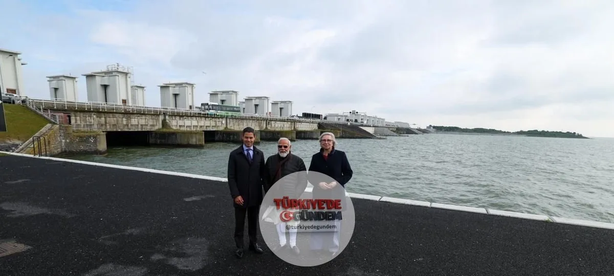Hollanda'nın su kaynakları konusunda öncü çalışmalar yürüttüğü bir alan. Tüm dünya toplumunun onlardan öğrenebileceği çok şey var. Bu sabah Afsluitdijk'i ziyaret etme ve bu projenin öne çıkan özelliklerini anlama fırsatı buldum. Bana eşlik ettiği içi