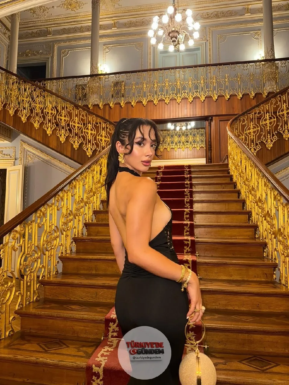 Instagram abonelik sistemini aktifleştiren içerik üreticisi Merve Cin, bir haftada 7.000 abone kazanarak aylık gelirini 733.360 TL’ye çıkardı