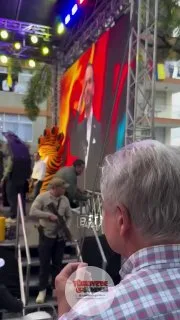 Kolombiya başkan adayı Abelardo de la Espriella’nın konuşma yaptığı sırada alınan yoğun güvenlik önlemleri görüntülendi: