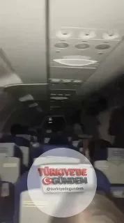 SON DAKİKA: Vadodara Havalimanı'nda yaşanan elektrik kesintisi nedeniyle yakıt ikmali yapılamayan IndiGo'ya ait 6E 657 sefer sayılı uçak pistte mahsur kaldı. Onlarca yolcu, klimasız, ışıksız ve havalandırmasız bir şekilde 30 dakikadan uzun süre uçakt