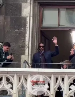 Micheal Olise'nin şampiyonluk kutlaması: