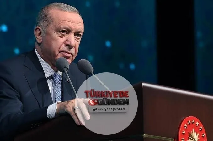 Cumhurbaşkanı Erdoğan: “İsrail'in nasıl faşist bir zihniyet tarafından yönetildiğine bugün bir kez daha şahit olduk. Sumud Filosu'nun umut yolcularına yönelik bu korsanlığı ve haydutluğu en sert şekilde lanetliyorum. Filoda bulunan vatandaşlarımızın