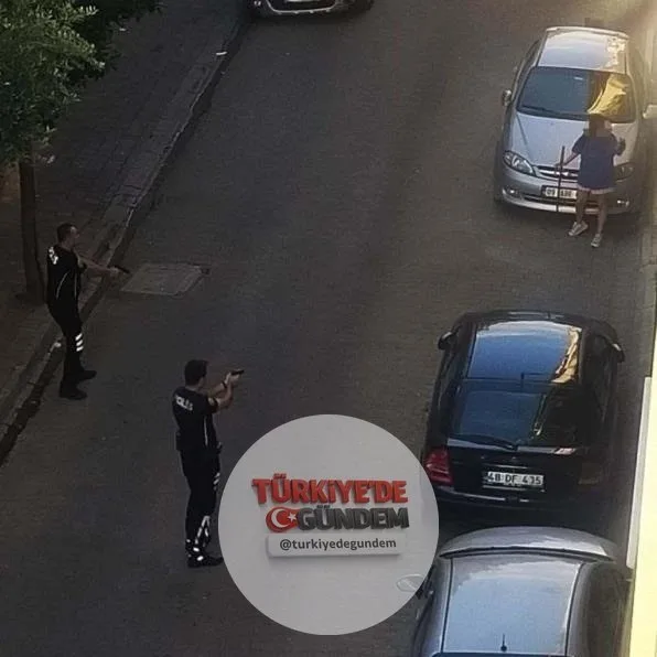 Aydın’da elinde samuray kılıcıyla sokakta dolaşan genç kız, kendine zarar verdikten sonra hastaneye kaldırıldı
