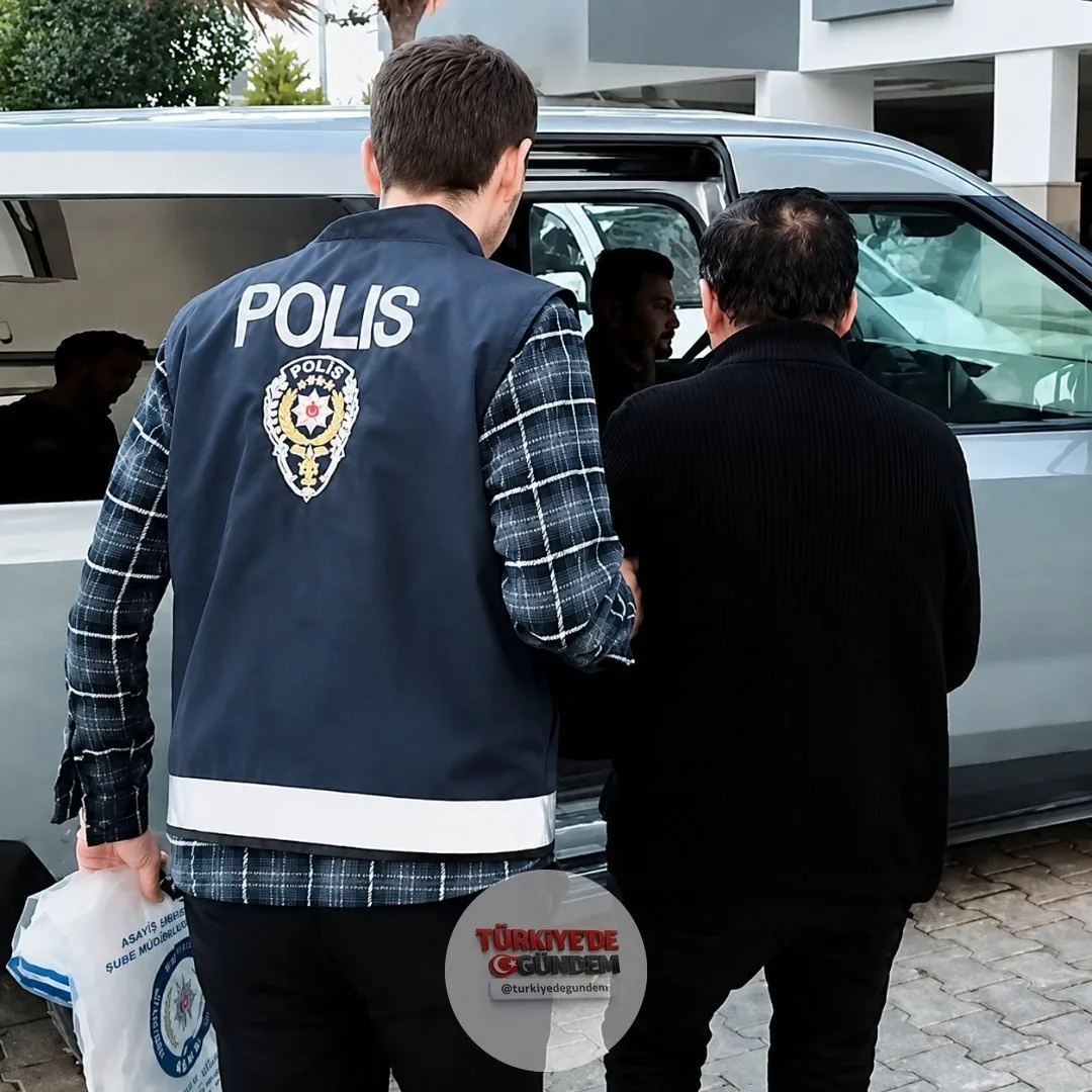 Gaziantep merkezli 6 ilde yasa dışı bahis operasyonunda 21 şüpheli yakalandı. Şüphelilerin hesaplarında 2 milyar 661 milyon TL işlem hacmi tespit edildi