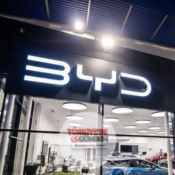 Çinli otomotiv devi BYD, Renault'nun eski F1 fabrikasını ve Alpine F1 takımındaki azınlık hisselerini satın almayı planlıyor.
