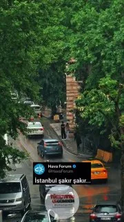 Aniden İstanbullu olanlar çok mutlu... Bardaktan boşalırcasına yağıyor.
