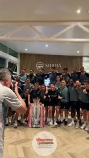 Arsenal şampiyonluğun keyfini yaşıyor