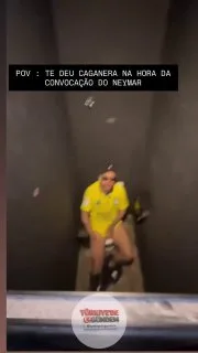 Neymar, tuvalette hayranlarına yakalandığı anlarda zor anlar yaşadı.