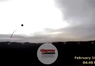 Bir fotoğrafçı, üç yıl boyunca aynı noktadan ve aynı saatte Güneş’i fotoğraflayarak elde ettiği görüntüleri tek bir karede birleştirdi