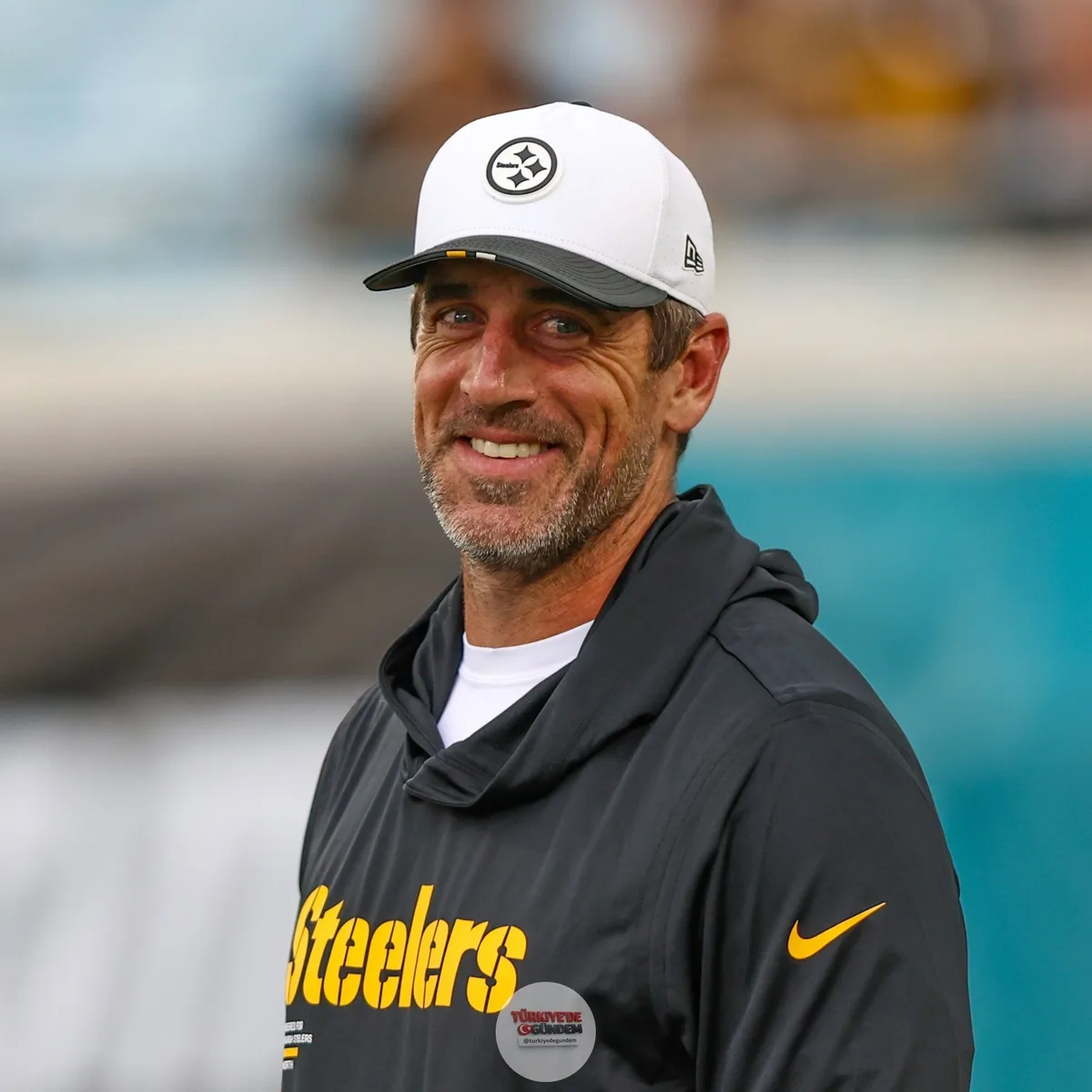 Aaron Rodgers, NFL'deki 22. ve SON sezonunu oynayacağını açıkladı. 42 yaşındaki oyun kurucu için efsanevi bir kariyer.
