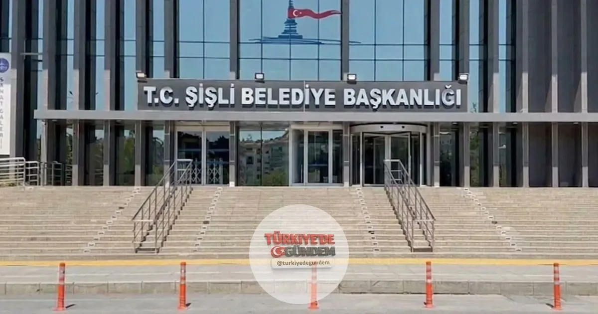 Şişli Belediyesi'ne atanan kayyum üçüncü kez değişti. 1- Şişli Kaymakamı Cevdet Ertürkmen, 2- İstanbul Vali Yardımcısı Ayhan Terzi, 3- Büyükçekmece Kaymakamı Ali İkram Tuna.