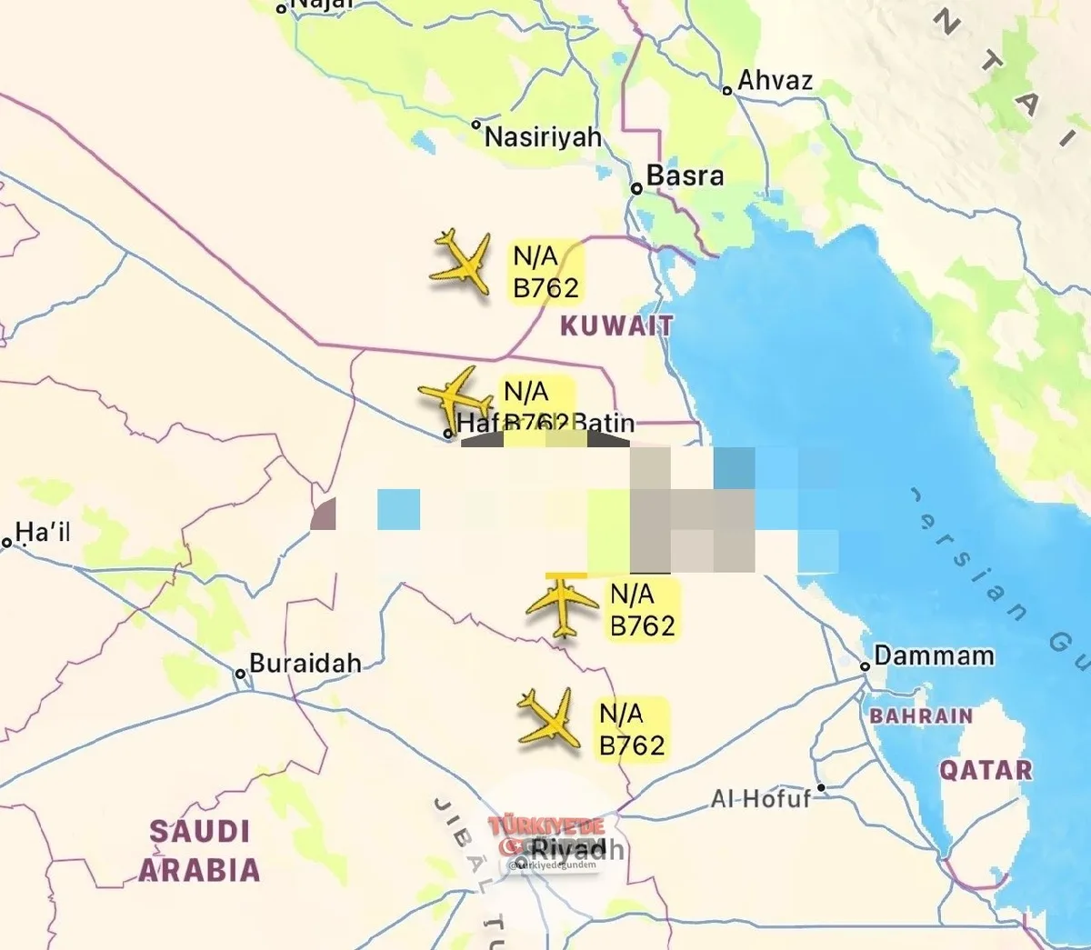 Şu anda Suudi Arabistan ve Kuveyt üzerinde 4 Amerikan yakıt ikmal uçağı uçuş gerçekleştiriyor.