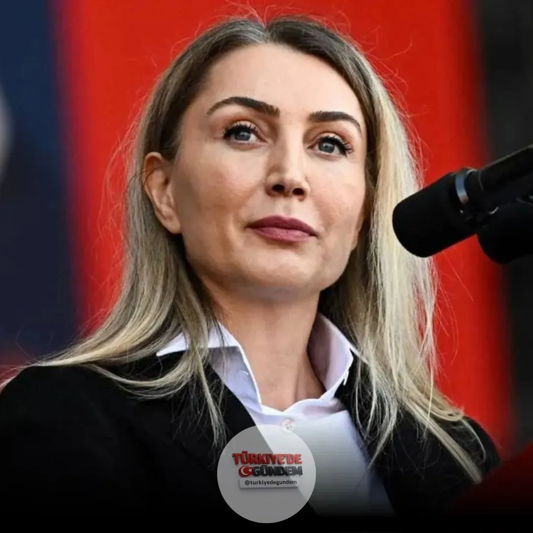 Dilek İmamoğlu: "Cumhuriyet tarihinde eşi benzeri görülmemiş bir yargı darbesiyle karşı karşıyayız. 'Mutlak butlan' kılıfı altında yürütülen bu girişim, sadece bir siyasi partiyi değil, milyonlarca vatandaşın sandıkta ortaya koyduğu iradeyi hedef alm