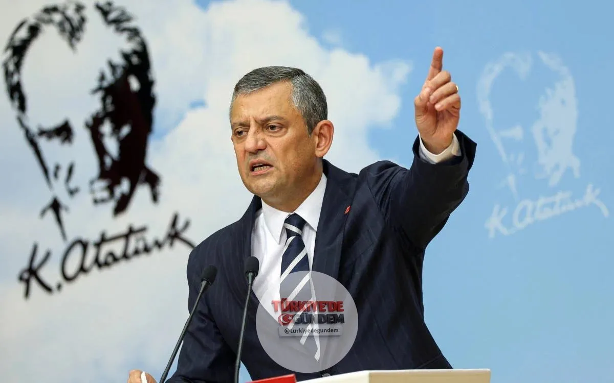Özgür Özel: Bu ülkenin 80 yaşına kadar muhalefet koltuğunun tadını çıkaran genel başkanlara değil, muhalefette kaldığı her gün acı çeken ve iktidarı kuracak bir genel başkana ihtiyacı var.