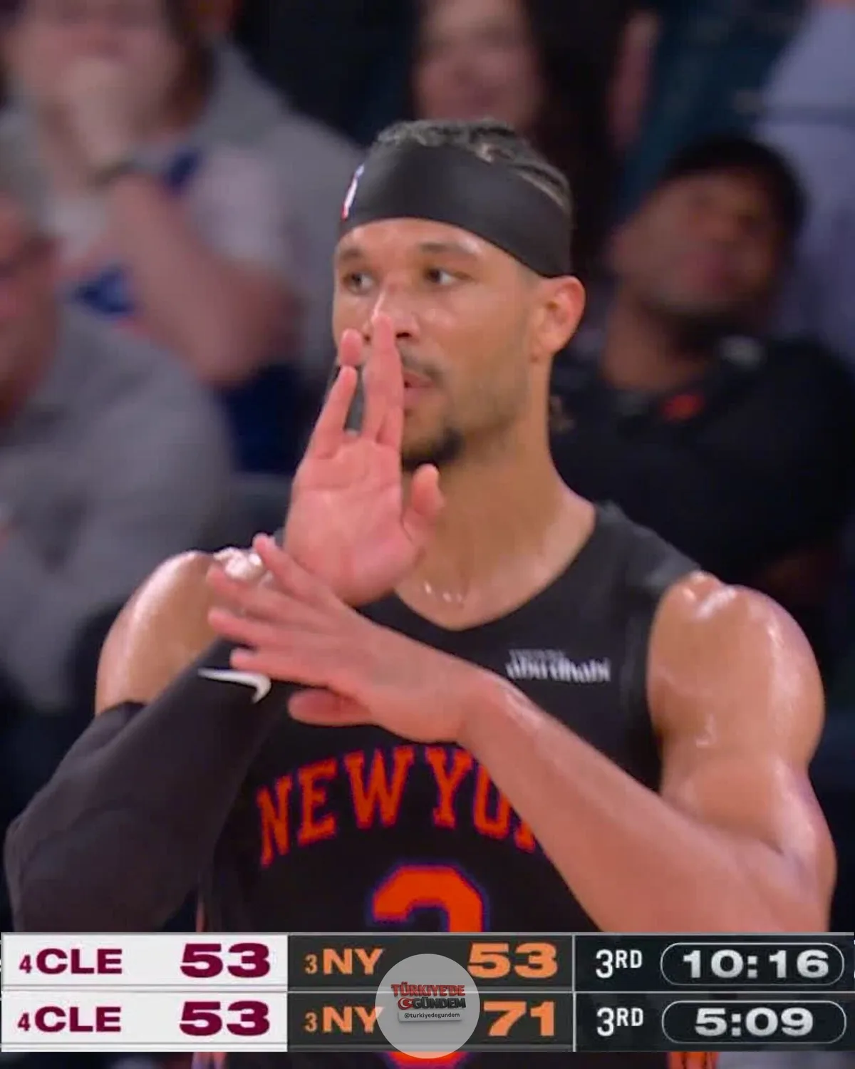 Knicks üçüncü çeyreğe 18-0'lık seriyle başladı; Josh Hart 5 üçlükle alev aldı.