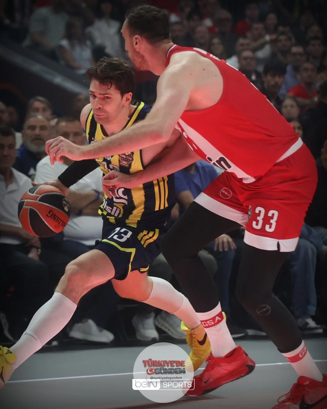 Temsilcimiz Fenerbahçe Beko, EuroLeague Final Four yarı final maçında Olympiacos'a mağlup oldu. Olympiacos 79-61 Fenerbahçe Beko