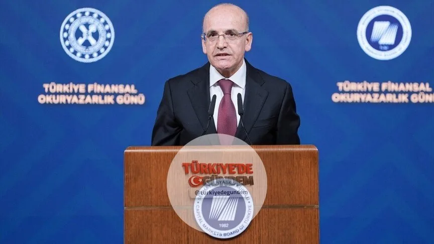 Hazine ve Maliye Bakanı Şimşek, Türkiye Finansal Okuryazarlık Günü programında konuştu: "Hedefimiz finansal bilinci yüksek, tasarruf yönü güçlü ve yatırım kültürü gelişmiş bireylerden oluşan bir toplum" "Özellikle manipülasyonlara karşı bilinçli ve d