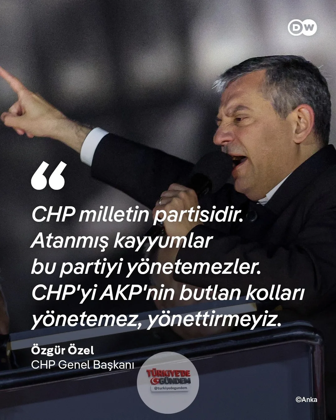 Bu akşam da yüzlerce kişi CHP Genel Merkezi önüne toplandı Özgür Özel konuşmasında, Kemal Kılıçdaroğlu ile yaptığı telefon konuşmasına değindi ve "Önce kurultayı, sonra seçim sandığını kurtaracağız bayramdan sonra kurultay için harekete geçeceğiz" de