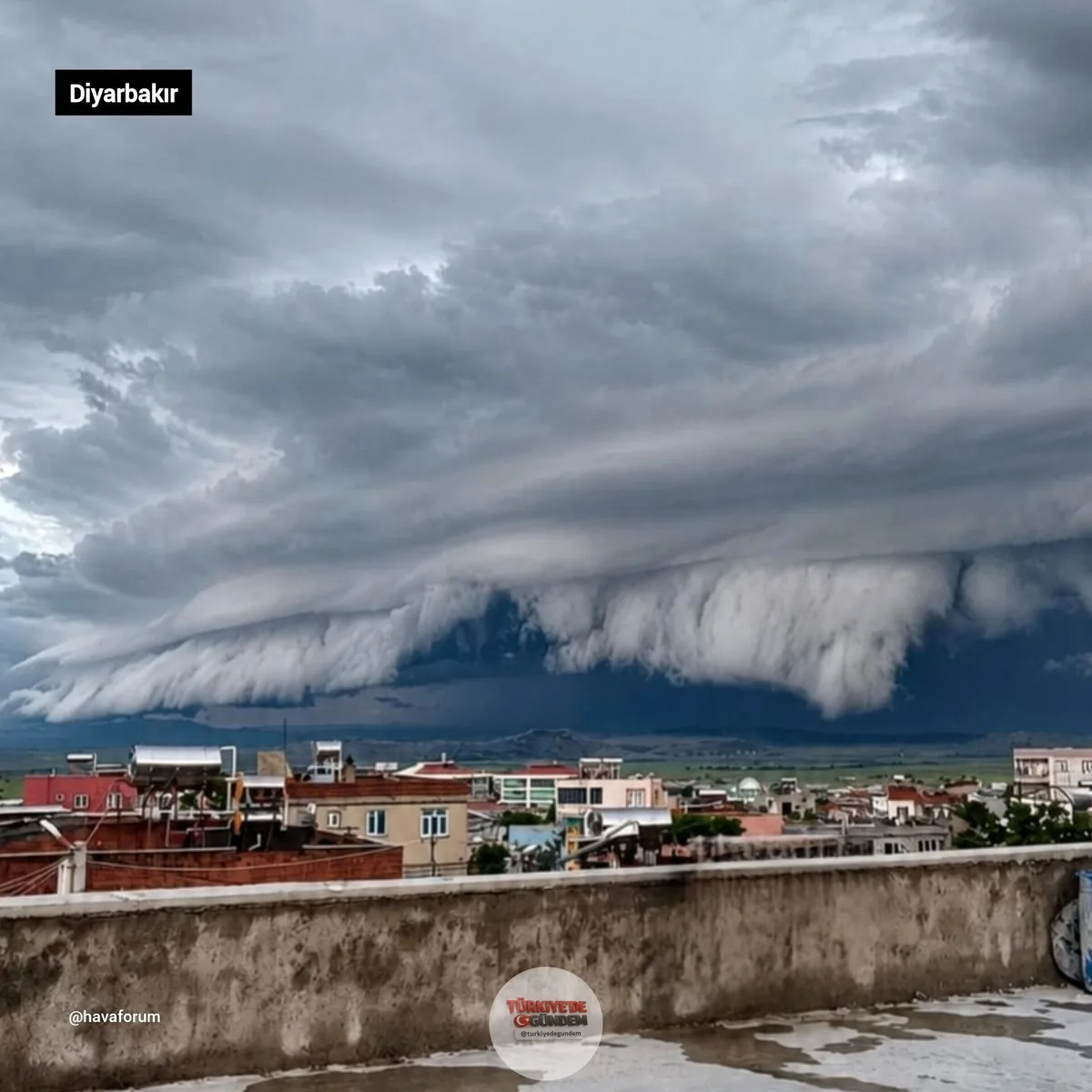 Diyarbakır'da tarihi anlar... Shelf cloud