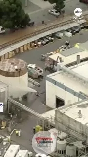 Güney Kaliforniya'da on binlerce kişiye evlerini tahliye etmeleri yönünde talimat verildi. Yetkililer, bir havacılık tesisindeki kimyasal tankın "kriz" durumunda olduğunu ve sızıntı yapabileceğini ya da patlayabileceğini belirterek acil durum uyarısı