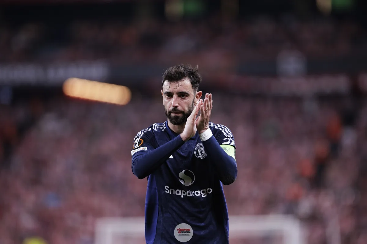 Bruno Fernandes, Premier League'de sezonun oyuncusu seçildi.