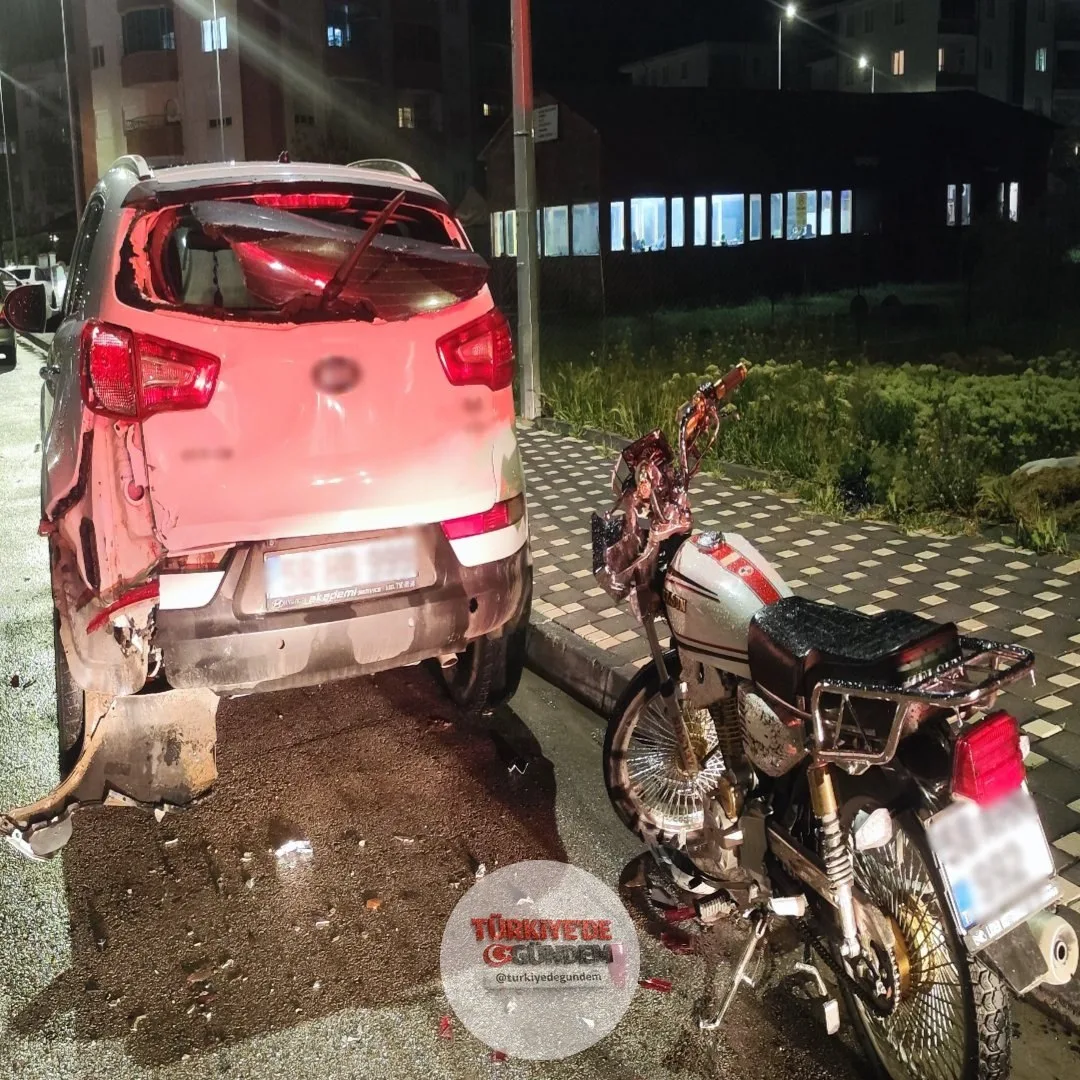 Sivas’ta motosikletin park halindeki cipe çarptığı kazada 17 yaşındaki sürücü hayatını kaybetti