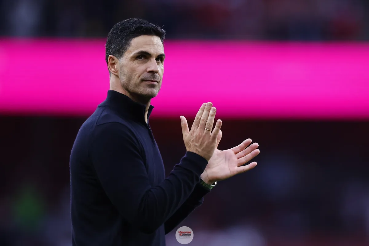 Arsenal, Premier Lig tarihinde bir sezonda kırmızı kart görmeyen ve aleyhine penaltı çalınmayan ilk takım oldu. (Opta)