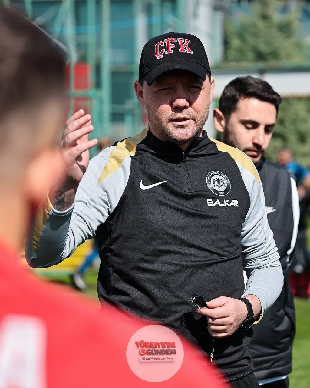 Uğur Uçar: Futboldan alacaklarım var demiştim. Futbolculuk dönemimde Konya'da ağır bir sakatlığım olmuştu. Bugün de kısmet Konya'da kupayı kaldırmak oldu