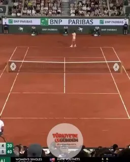 39 yaşındaki Novak Djokovic, Roland-Garros'taki ilk maçında set geriye düşmesine rağmen geri dönerek galibiyete uzandı; maç sonundaki kutlamasını mutlaka izleyin.