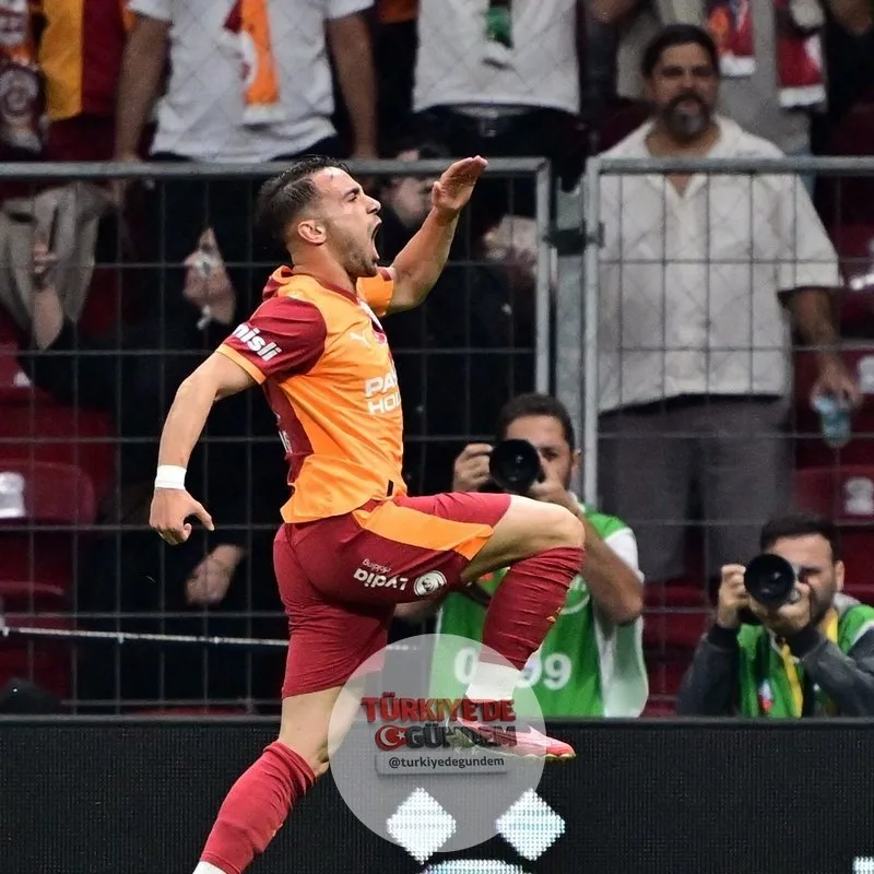 Galatasaray, Benfica’nın Yunus Akgün için yaptığı 17+2 milyon euroluk teklifi reddetti. (A Bola)