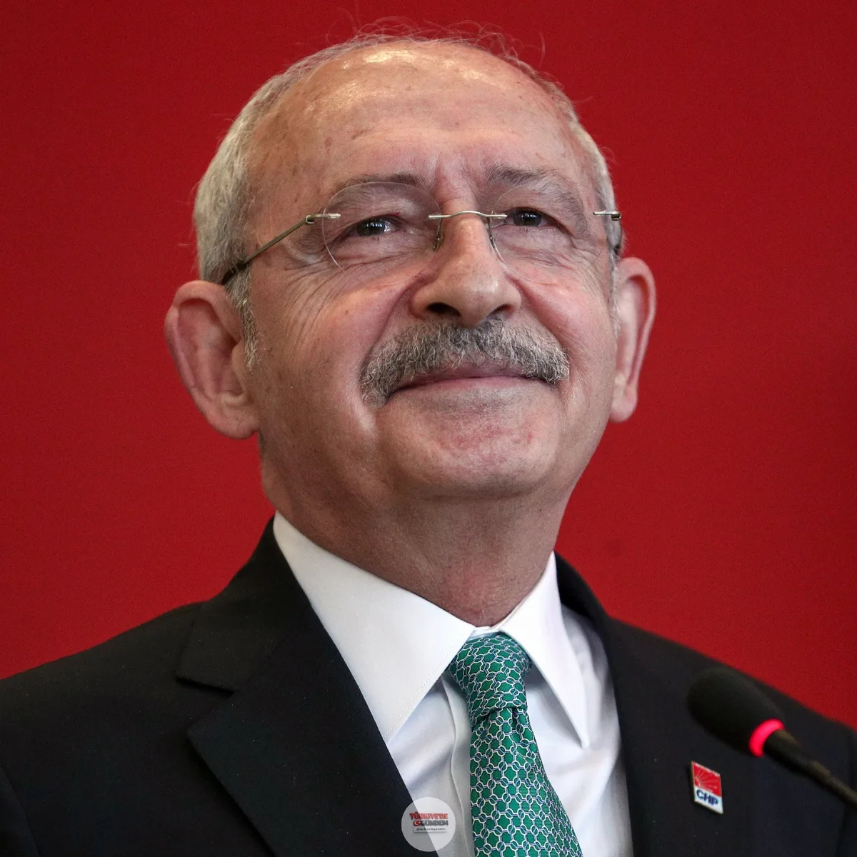 Kemal Kılıçdaroğlu, bayramlaşma programını değiştirdi. 30 Mayıs'ta halk buluşması düzenleyerek bayramlaşacak