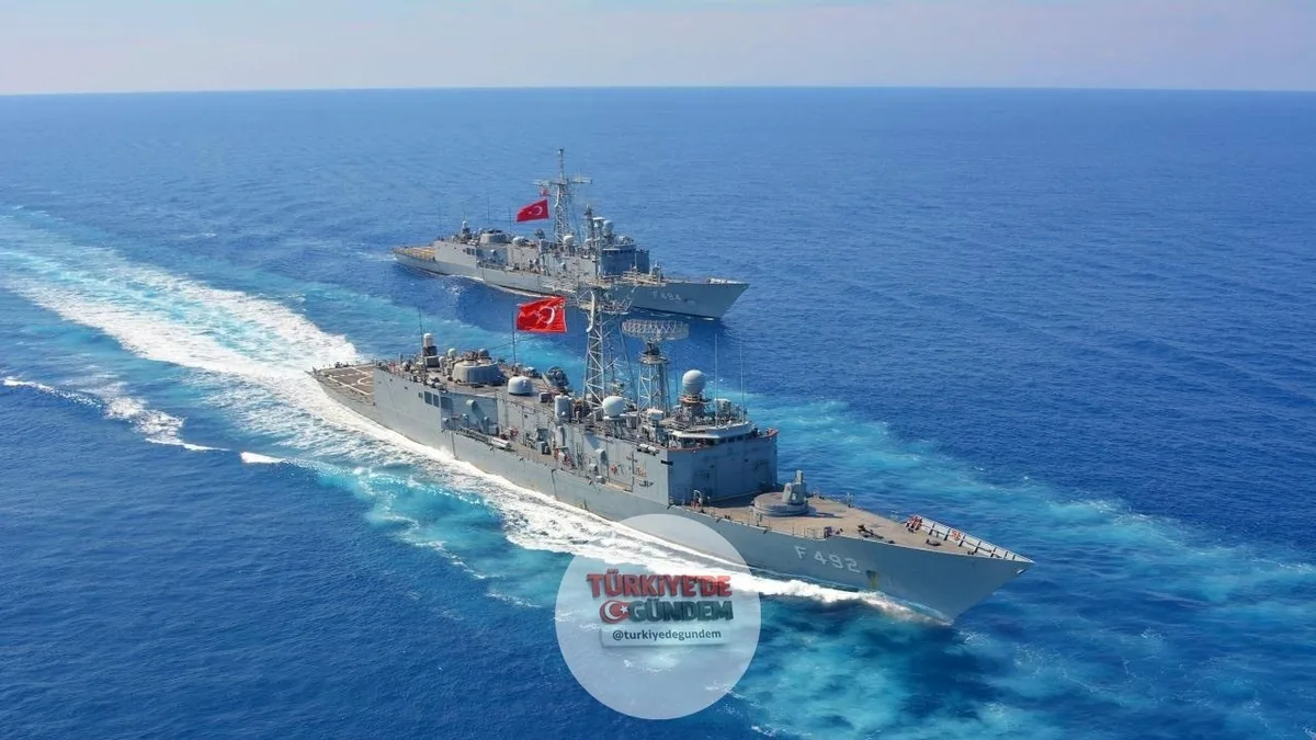 Yunanistan'da "Mavi Vatan" Paniği Sürüyor Yunan Onursal Yüksek Mahkeme Yargıcı Leandros Rakintzis: "Diplomatlarımız, Türklerin 700 yıllık fetih zihniyetini değiştirebilecekleri yanılgısına düştü. Siyasi liderlerimiz siyasi zaman kazanırken Türkler, n