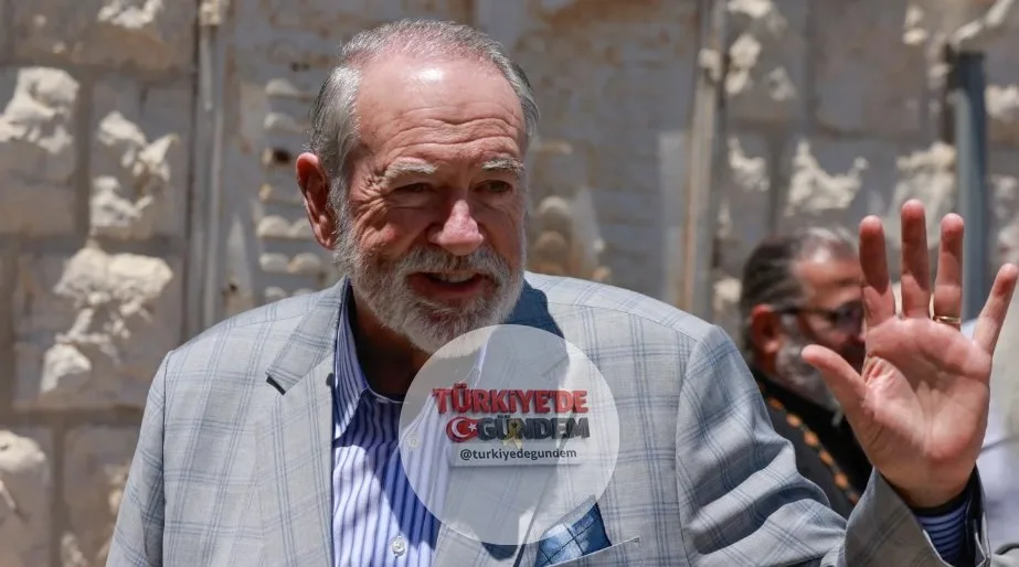 ABD'nin İsrail Büyükelçisi Mike Huckabee'den, İsrail bombardımanı altındaki Lübnan halkına mesaj: Lübnan halkı, İsrail olmasaydı cep telefonlarının bile olmayacağını anlamıyor mu? USB bellek kullandıklarında, araçlarında navigasyona ihtiyaç duyduklar