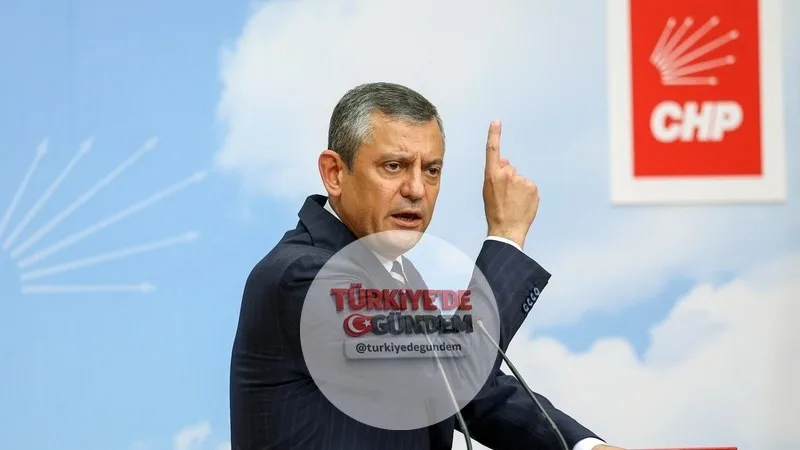 Özgür Özel: "Kayyumların, hiçliklerin ve diktatörlerin yalnızlığı hiçbir yalnızlığa benzemez; içeriden kemirir. Halkla birlikte hareket edenlerin coşkusu ise hiçbir şekilde durdurulamaz."