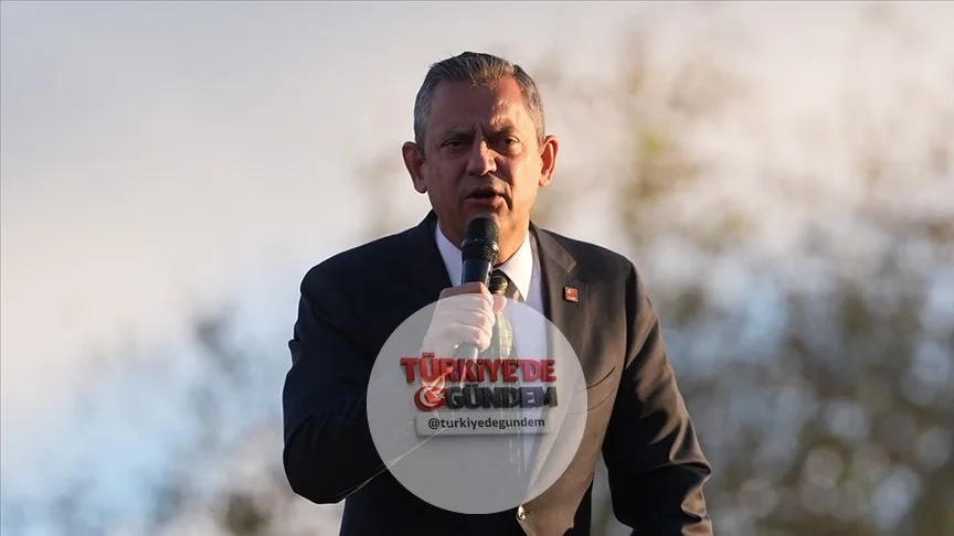 Özgür Özel: "Sayın Kemal, bu öfke örgütlenebilecek bir öfke değil. Bu; kaybetmekten yorulanların, iktidar ışığını görenlerin, ihanete uğradığını düşünenlerin öfkesidir. Bu nedenle sizden çok rica ediyorum, doğru olanı yapın ve sokağın sesine kulak ve