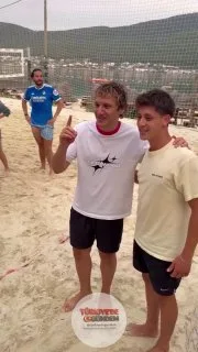 Millî futbolcu Arda Güler ve şarkıcı Edis, Bodrum’da bir araya geldi