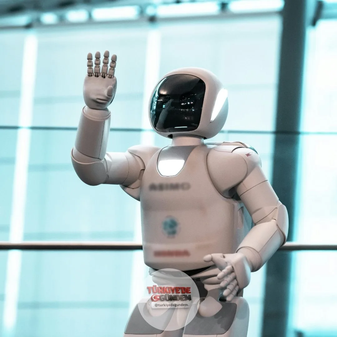 Çin, insansı robotlar için kimlik zorunluluğu getiriyor.