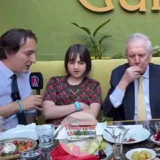 "Gelecekte Fenerbahçe'nin ilk kadın başkanı olacak mısınız?" sorusuna Yaz Yıldırım, "İnşallah, 15-20 yıl sonra göreceğiz" yanıtını verdi.