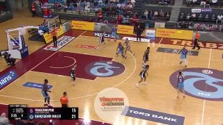 Tony Taylor, hücum süresi dolarken üçlüğü buluyor!