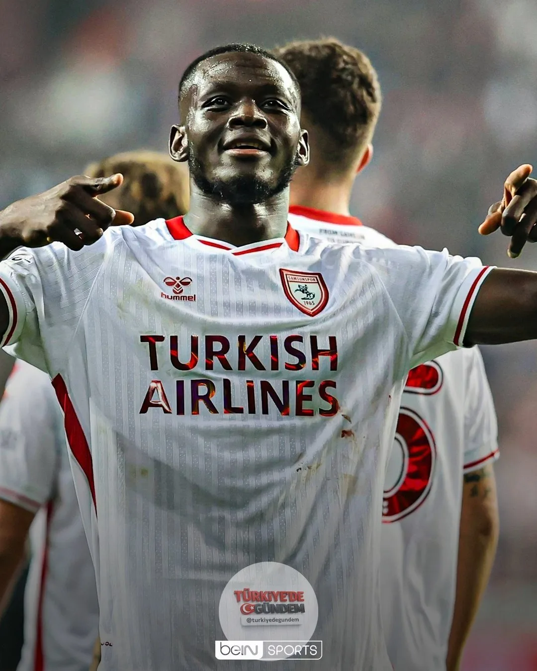 Temsilcimiz Samsunspor'un golcüsü Marius Mouandilmadji, UEFA Konferans Ligi'nde sezonun takımına seçildi!
