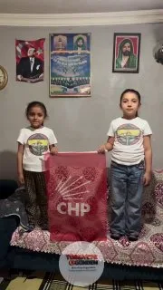 CHP'li bir babanın yaptığı paylaşım: "Kızlarım ile birlikte, ülkemizin kurucu partisi CHP'ye atanan kayyumu kabul etmiyoruz."
