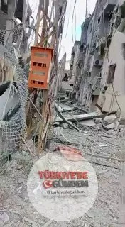 Dün gerçekleştirilen İsrail hava saldırılarının ardından Lübnan'ın Nebatiye kentinde büyük çaplı yıkım meydana geldi.
