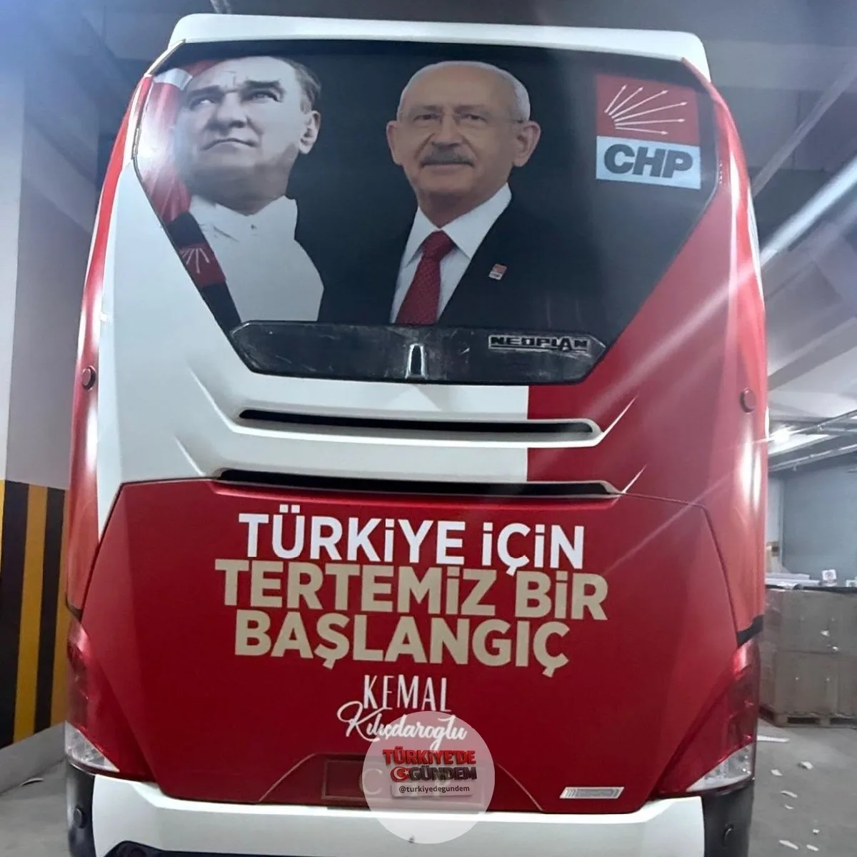 CHP otobüsü Kemal Kılıçdaroğlu görselleriyle kaplandı: "Türkiye için tertemiz bir başlangıç"