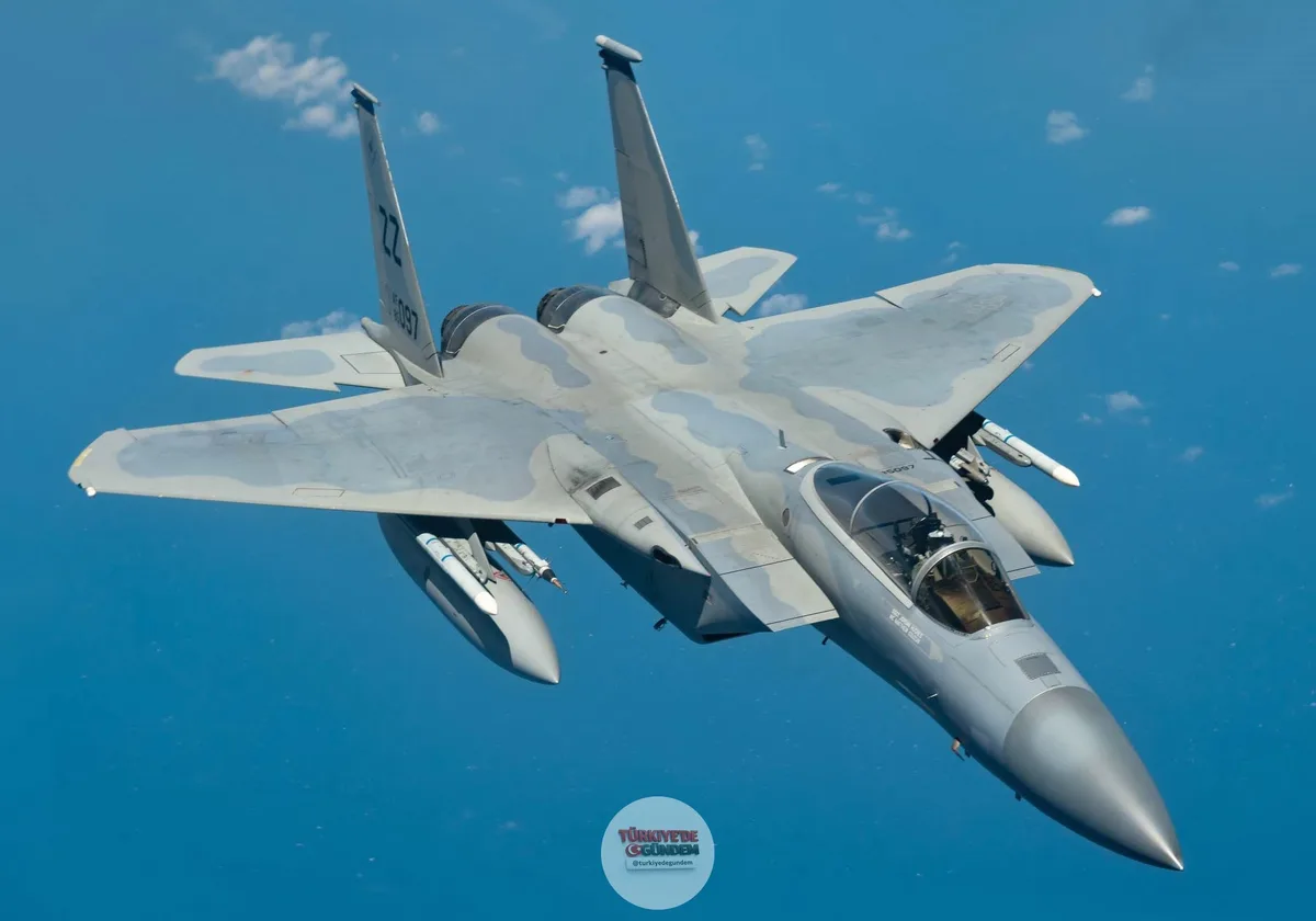 İran, savaş sırasında ABD'ye ait bir F-15 savaş uçağını Çin yapımı omuzdan atılan bir füzeyle düşürdü. -NBC News