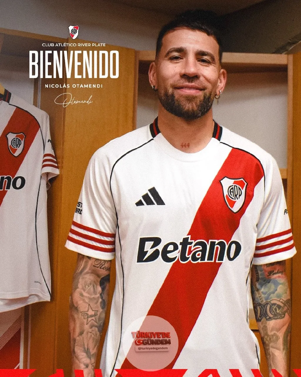 River Plate, kadrosuna Nicolás Otamendi'yi kattı.